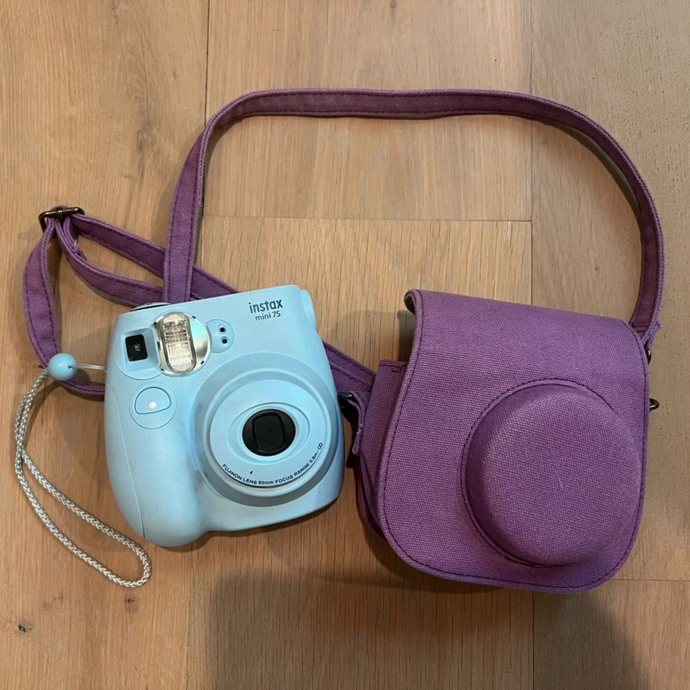 Fujifilm Instax Mini 75 - Light Blue with Purple Case